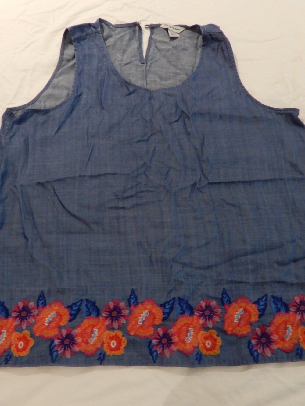 Tommy Bahama Woman's NWT Denim with Floral Embroidery Tank Top Size XL